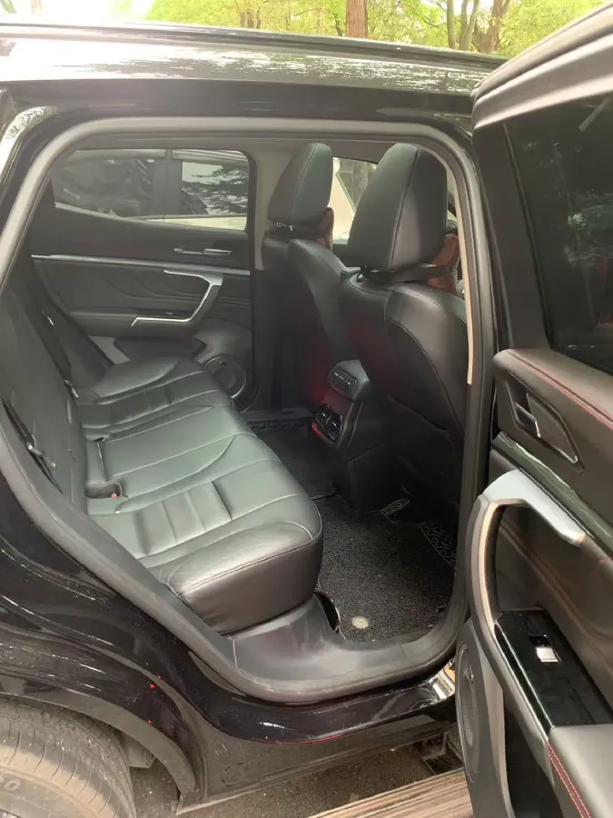 2017 WEY VV5 2.0T 197HP L4 7DCT,autocango,china used car exporter,china ev exporter,chinese used car exporter,chinese used ev exporter