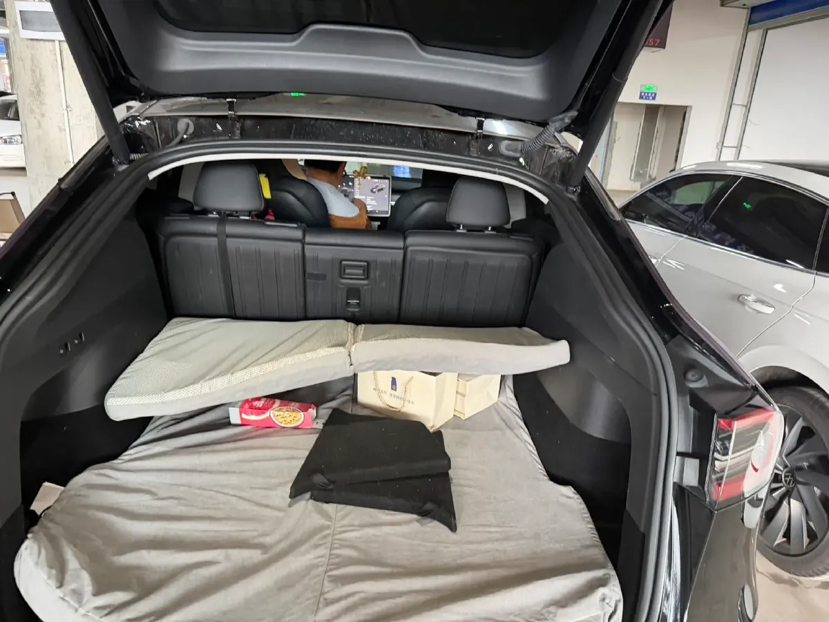 2024 Iveco OuSheng BEV 77.28KWH,autocango,china used car exporter,china ev exporter,chinese used car exporter,chinese used ev exporter