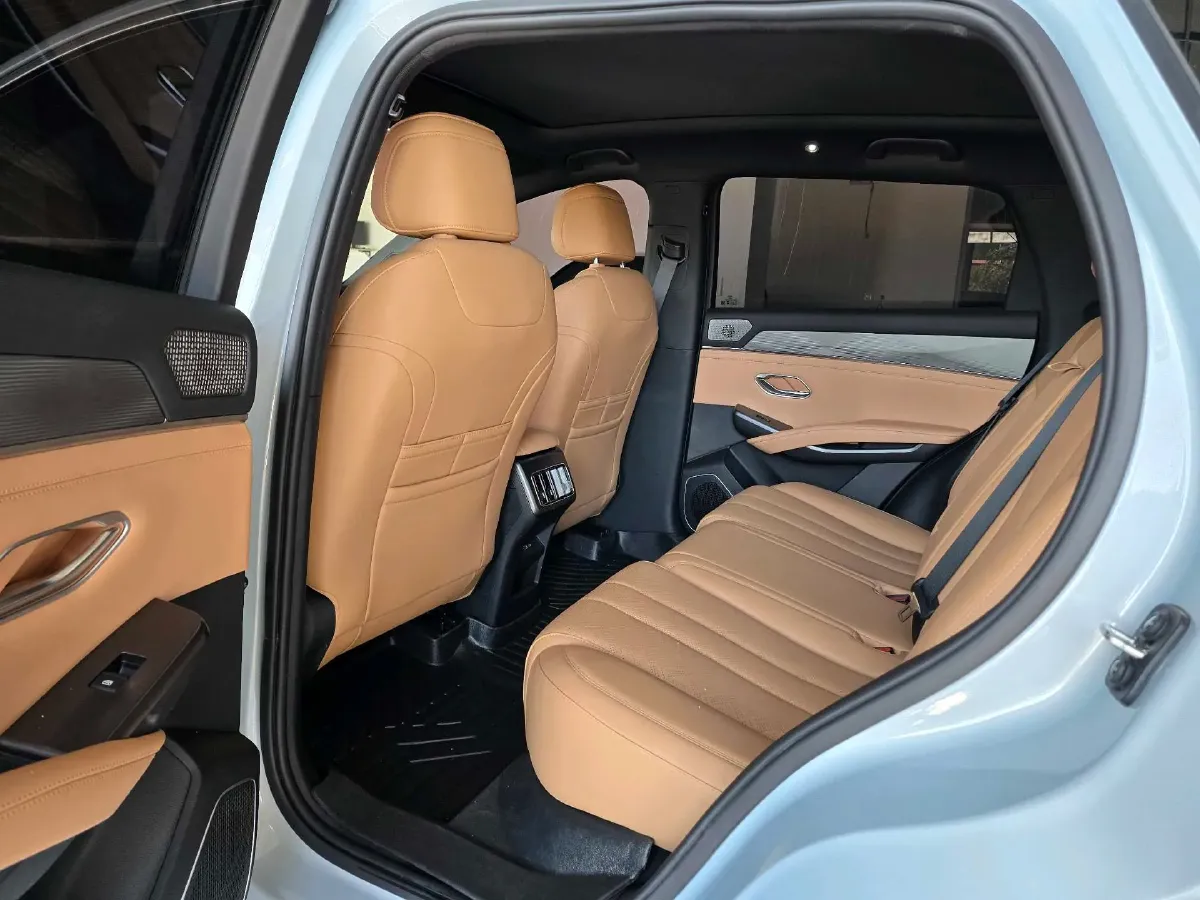 2024 BYD SongL DM-i 1.5L 101HP L4 E-CVT PHEV 18.3KWH,autocango,china used car exporter,china ev exporter,chinese used car exporter,chinese used ev exporter