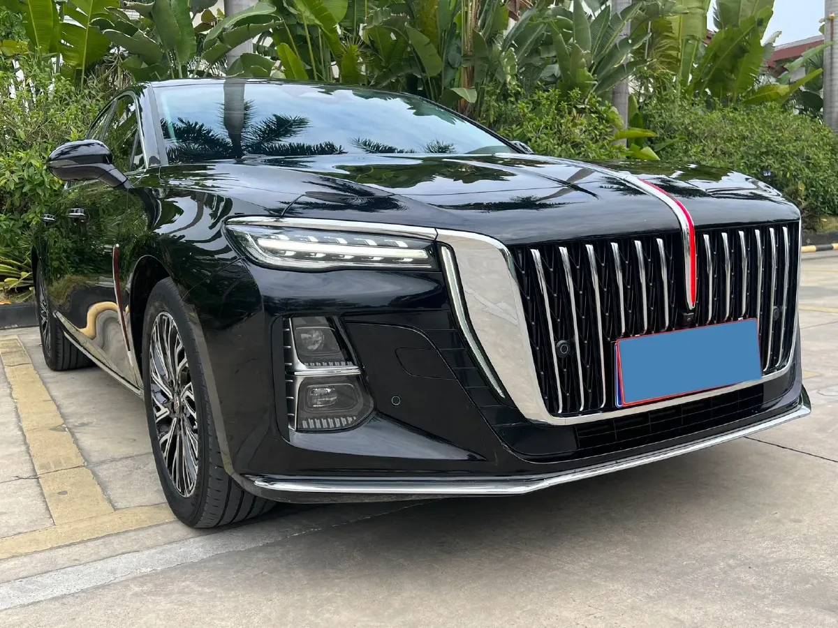 2023 HongQi H5 2.0T 224HP L4 8AT,autocango,china used car exporter,china ev exporter,chinese used car exporter,chinese used ev exporter