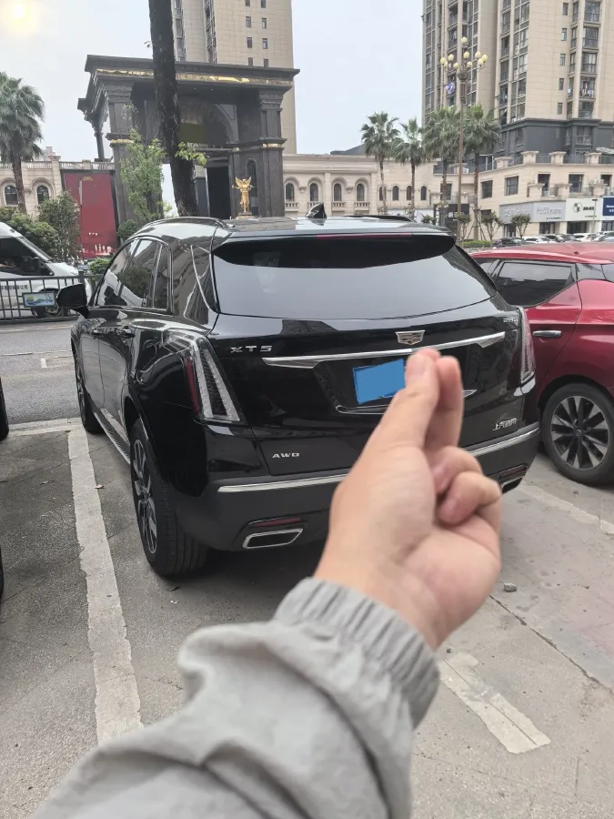 2024 Cadillac XT5 2.0T 237HP L4 9AT,autocango,china used car exporter,china ev exporter,chinese used car exporter,chinese used ev exporter