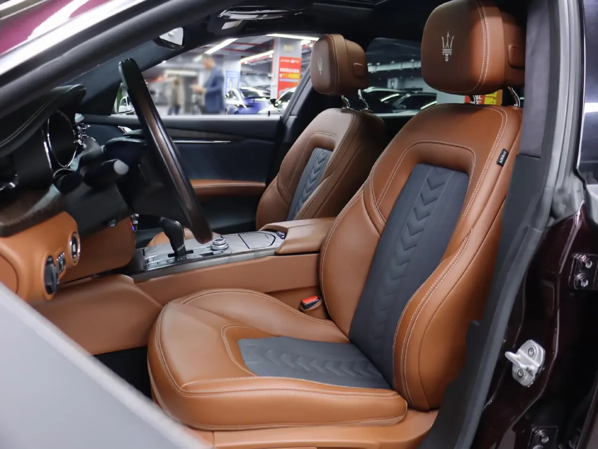 2018 Maserati Quattroporte 3.0T 430HP V6 8AT,autocango,china used car exporter,china ev exporter,chinese used car exporter,chinese used ev exporter