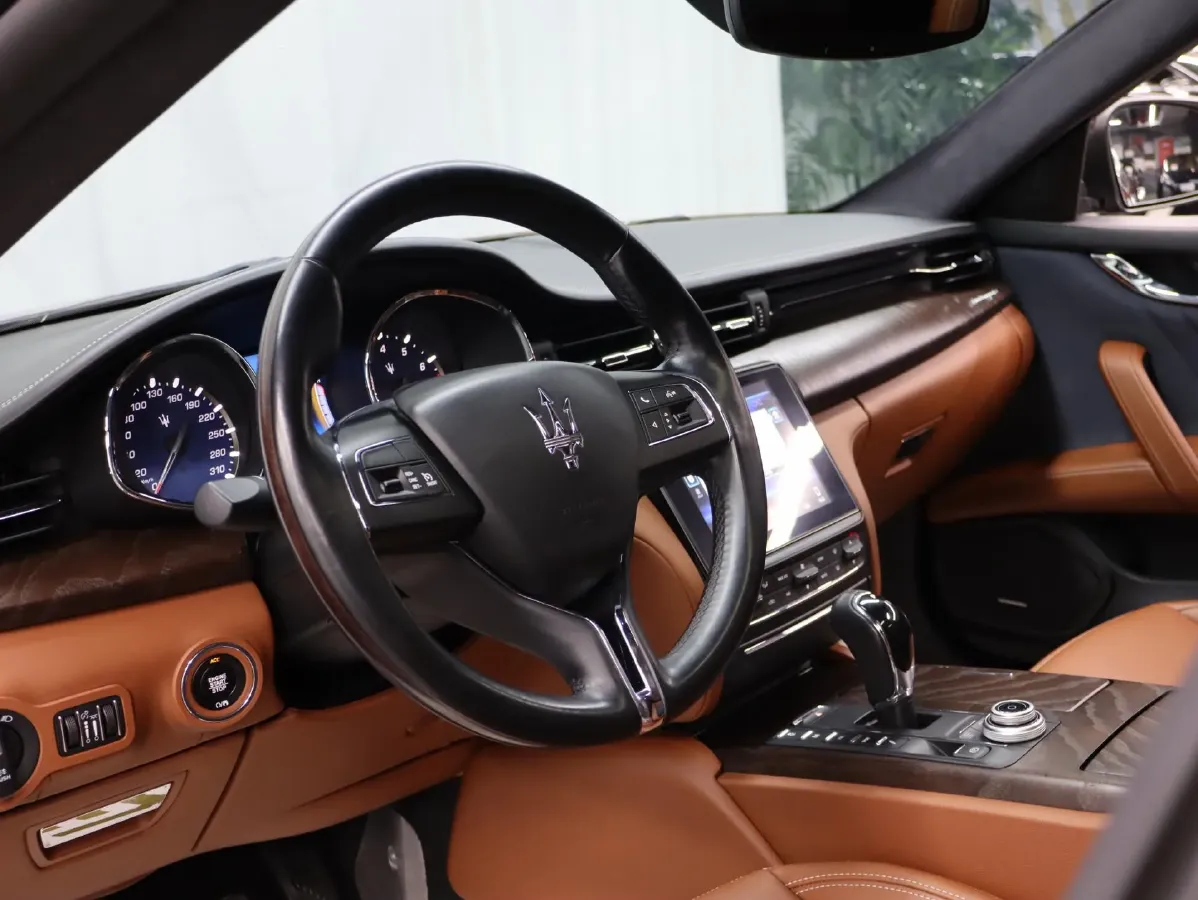 2018 Maserati Quattroporte 3.0T 430HP V6 8AT,autocango,china used car exporter,china ev exporter,chinese used car exporter,chinese used ev exporter