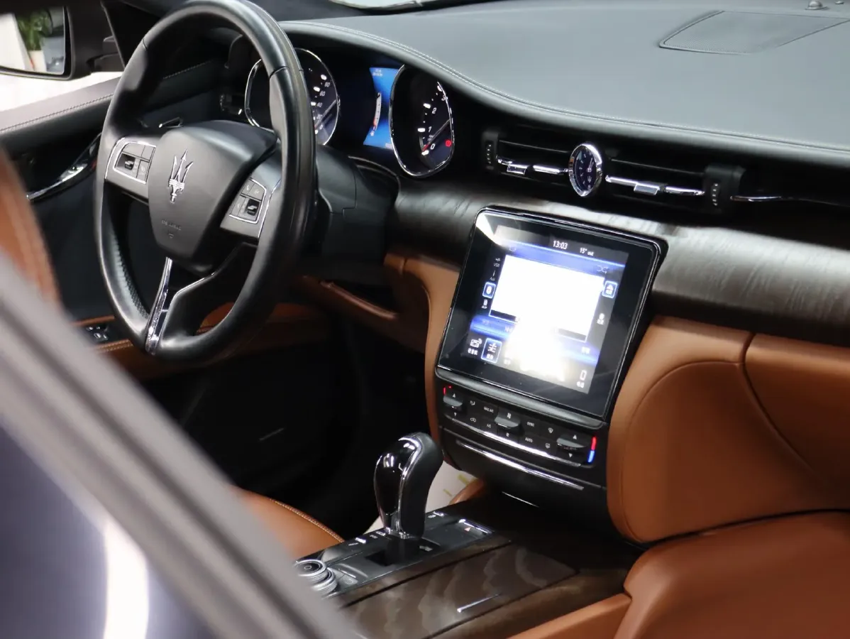 2018 Maserati Quattroporte 3.0T 430HP V6 8AT,autocango,china used car exporter,china ev exporter,chinese used car exporter,chinese used ev exporter