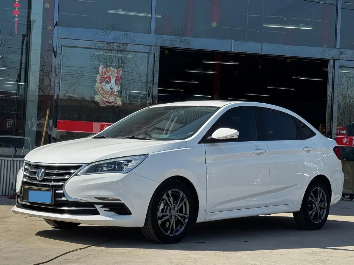 2019 ChangAn Eado DT 1.6L 125HP L4 5MT,autocango,china used car exporter,china ev exporter,chinese used car exporter,chinese used ev exporter