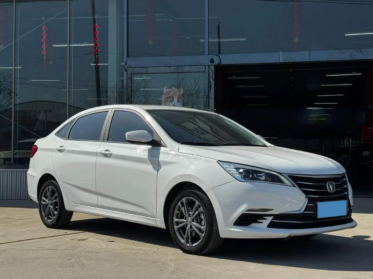 2019 ChangAn Eado DT 1.6L 125HP L4 5MT,autocango,china used car exporter,china ev exporter,chinese used car exporter,chinese used ev exporter