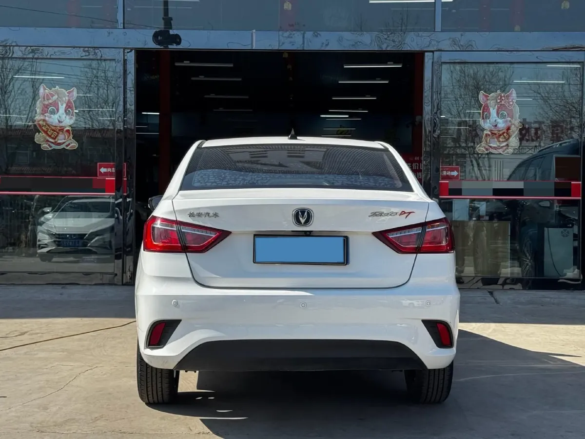 2019 ChangAn Eado DT 1.6L 125HP L4 5MT,autocango,china used car exporter,china ev exporter,chinese used car exporter,chinese used ev exporter