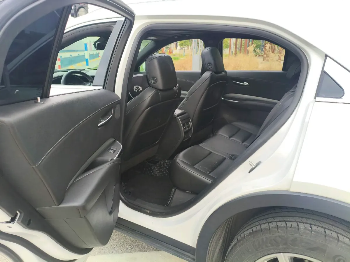 2020 Cadillac XT4 2.0T 237HP L4 9AT,autocango,china used car exporter,china ev exporter,chinese used car exporter,chinese used ev exporter