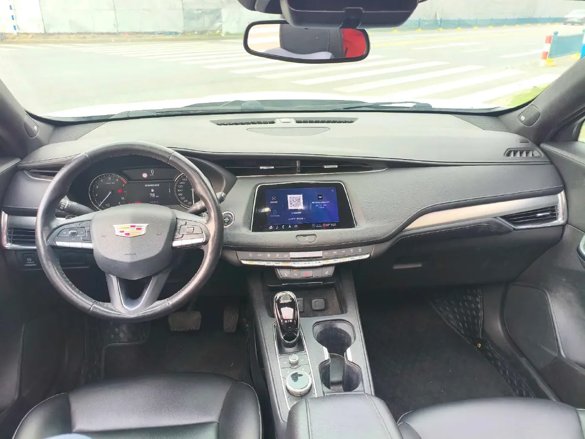 2020 Cadillac XT4 2.0T 237HP L4 9AT,autocango,china used car exporter,china ev exporter,chinese used car exporter,chinese used ev exporter