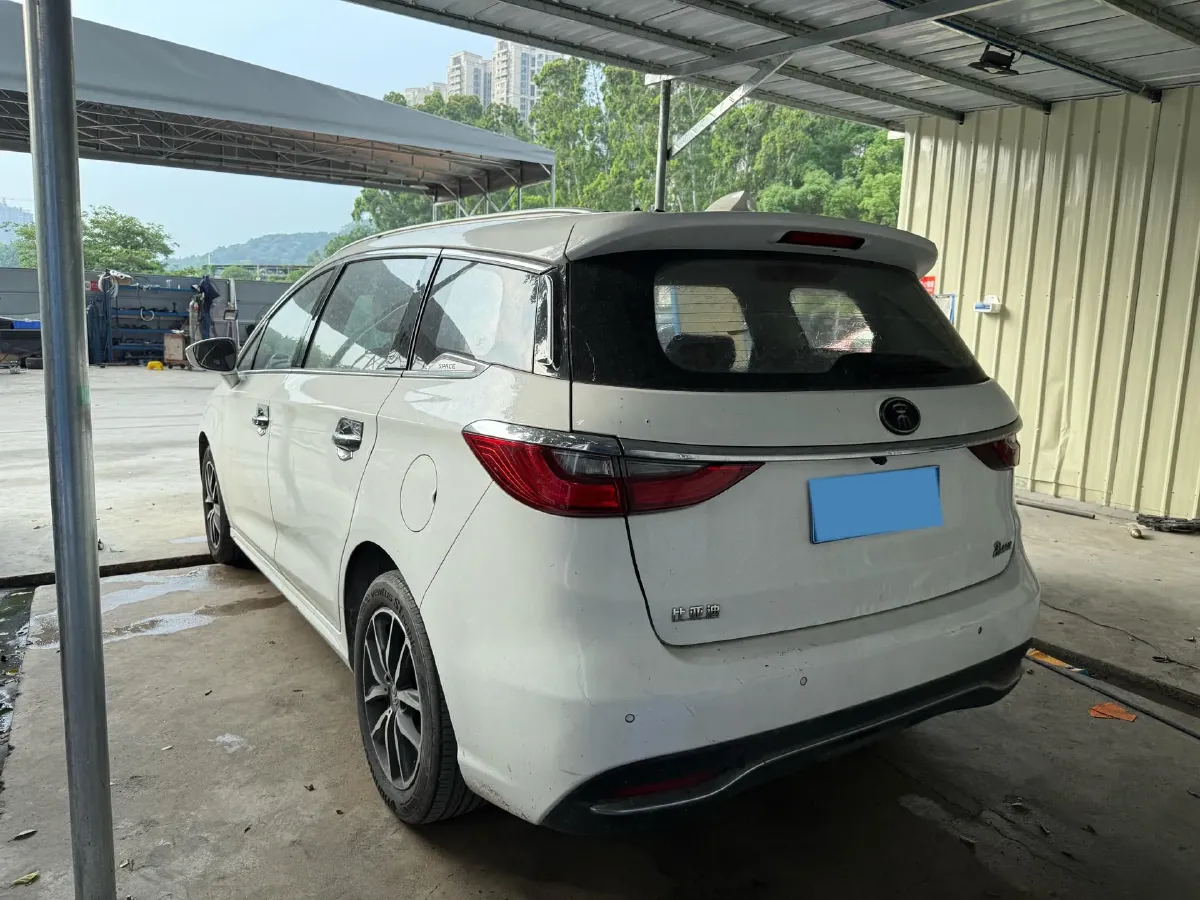 2017 BYD Song MAX 1.5T 154HP L4 6DCT,autocango,china used car exporter,china ev exporter,chinese used car exporter,chinese used ev exporter