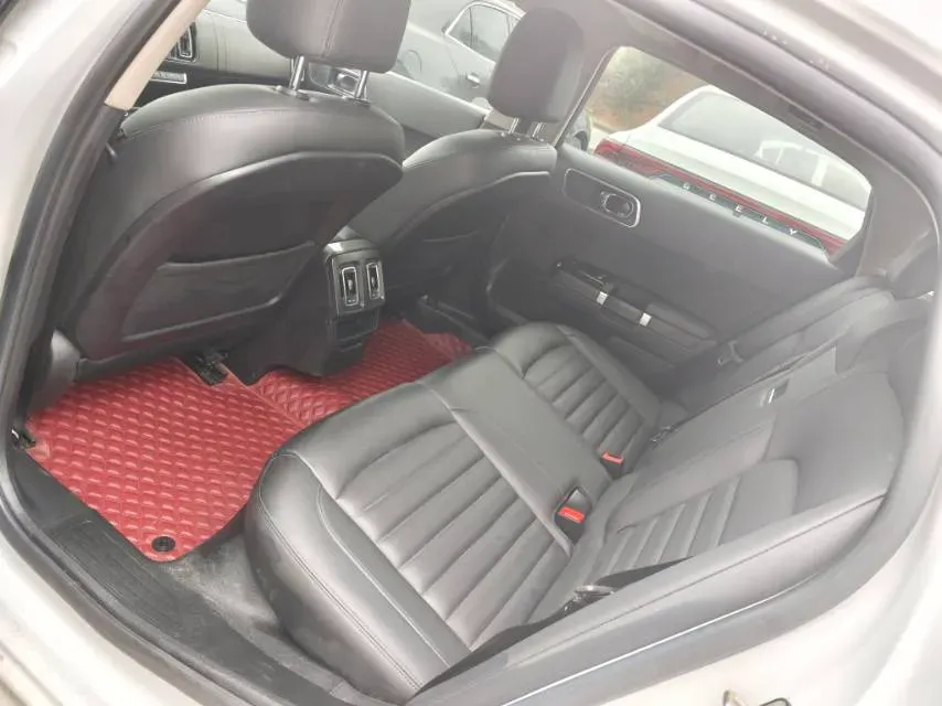 2021 Citroen C6 1.8T 211HP L4 8AT,autocango,china used car exporter,china ev exporter,chinese used car exporter,chinese used ev exporter