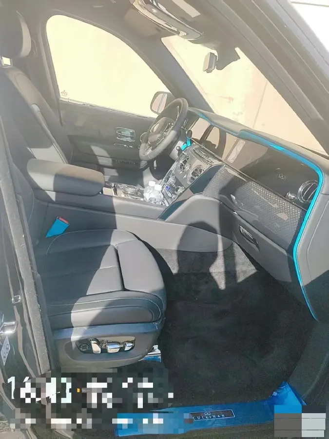 2024 Rolls-Royce Cullinan 6.7T 600HP V12 8AT,autocango,china used car exporter,china ev exporter,chinese used car exporter,chinese used ev exporter