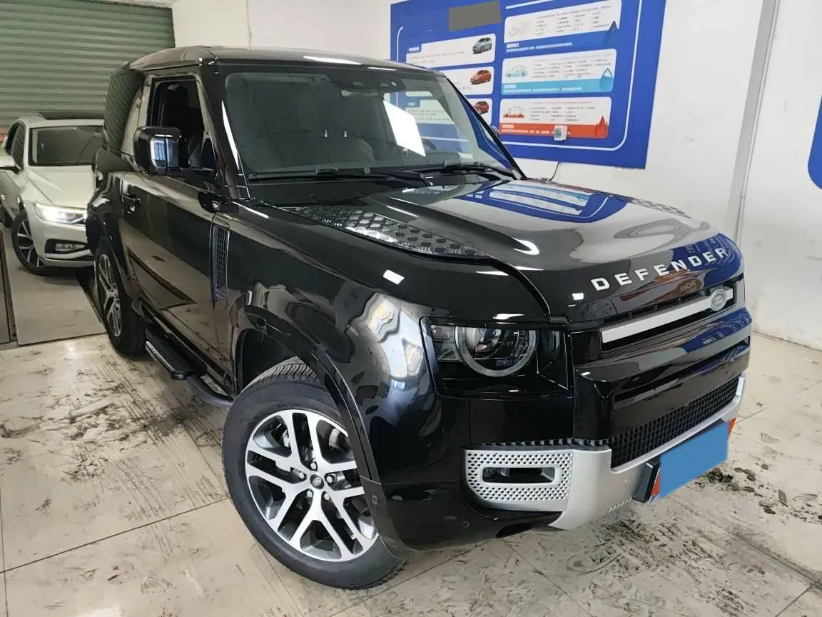 2023 Land Rover Defender 3.0T 400HP L6 8AT,autocango,china used car exporter,china ev exporter,chinese used car exporter,chinese used ev exporter