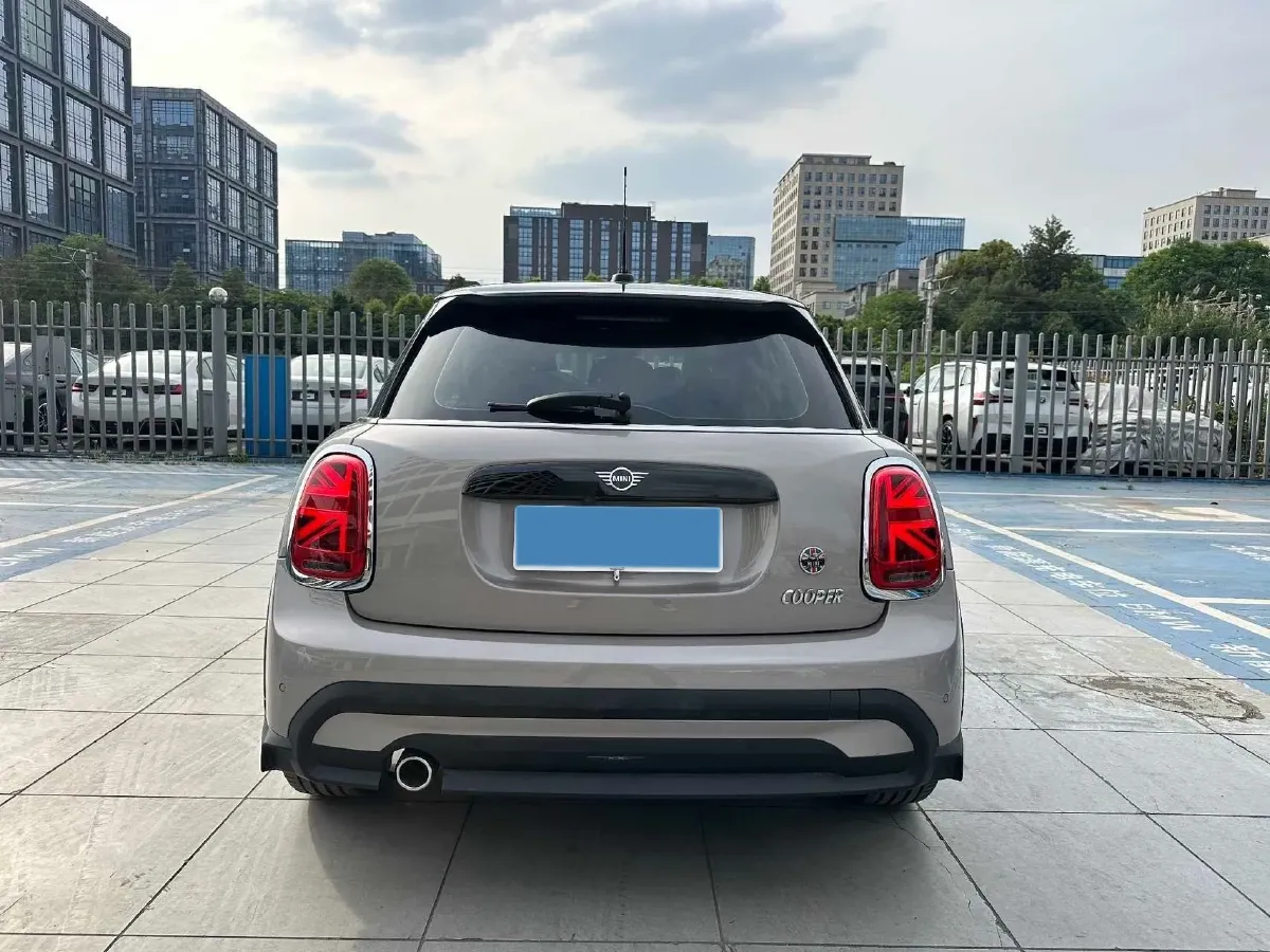 2023 MINI MINI 1.5T 136HP L3 7DCT,autocango,china used car exporter,china ev exporter,chinese used car exporter,chinese used ev exporter