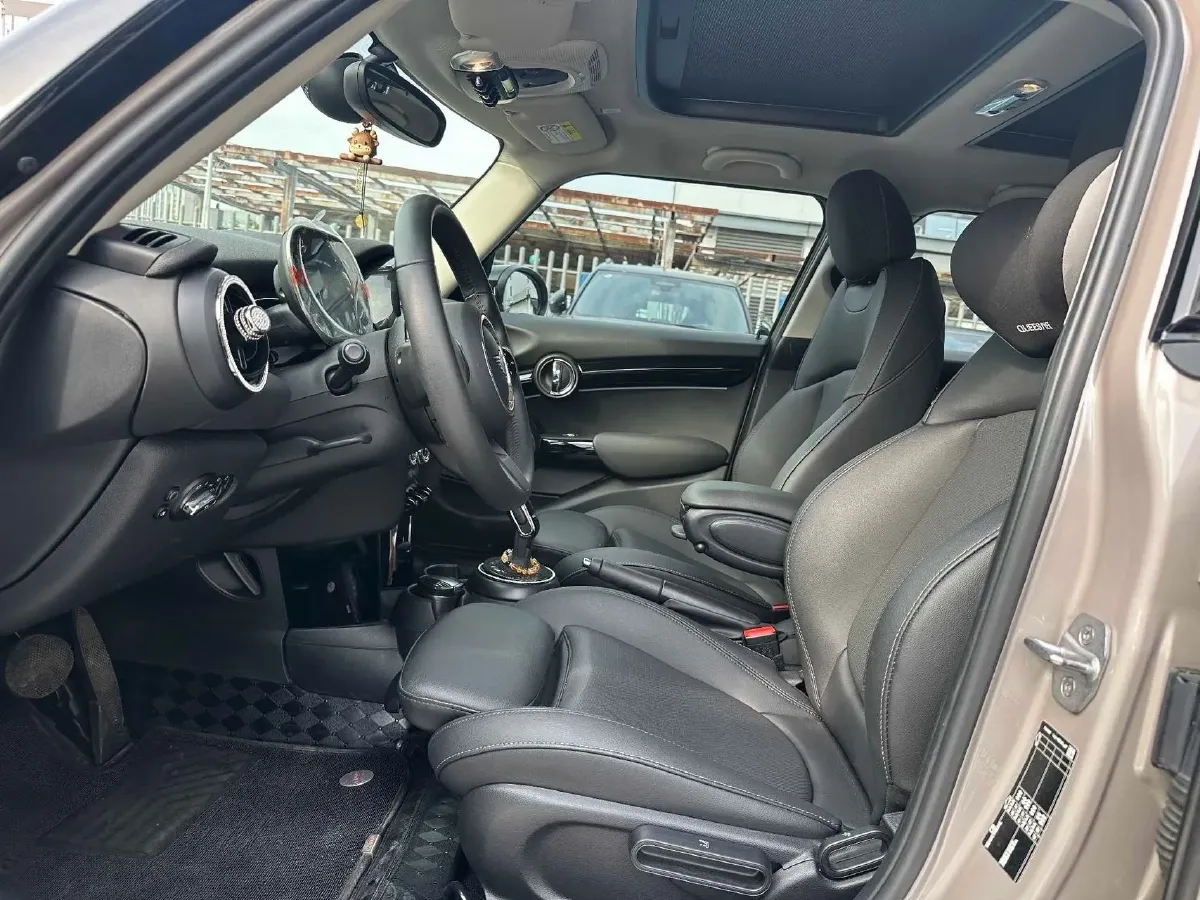 2023 MINI MINI 1.5T 136HP L3 7DCT,autocango,china used car exporter,china ev exporter,chinese used car exporter,chinese used ev exporter