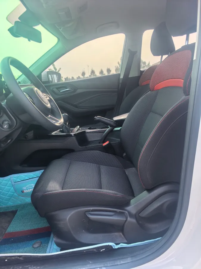 2023 MG 5 1.5L 129HP L4 5MT,autocango,china used car exporter,china ev exporter,chinese used car exporter,chinese used ev exporter