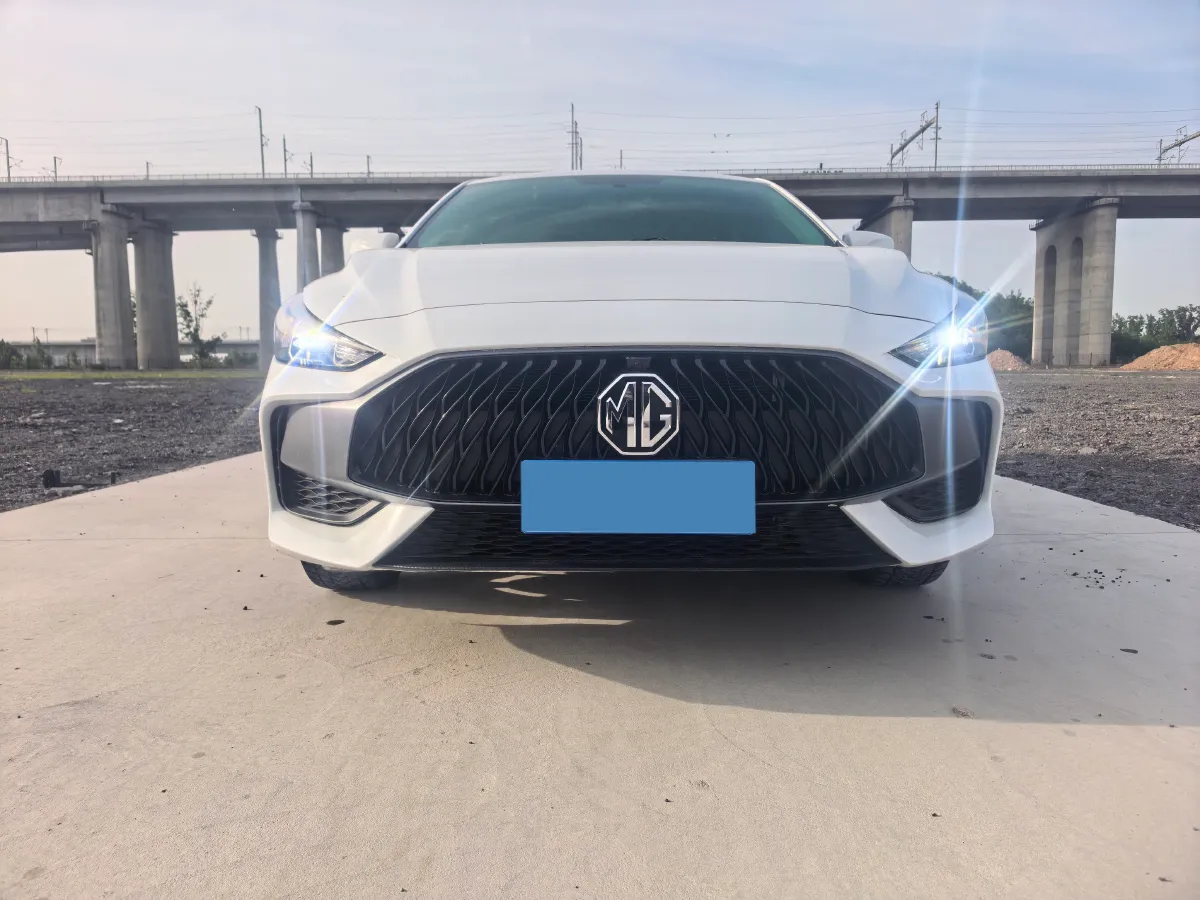 2023 MG 5 1.5L 129HP L4 5MT,autocango,china used car exporter,china ev exporter,chinese used car exporter,chinese used ev exporter