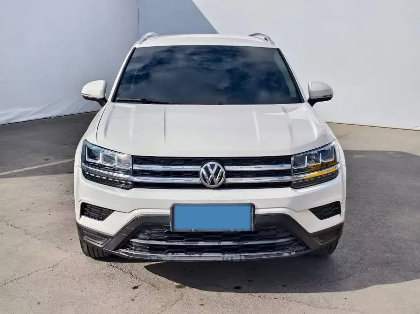 2019 Jeep Compass 1.4T 165HP L4 7DCT,autocango,china used car exporter,china ev exporter,chinese used car exporter,chinese used ev exporter