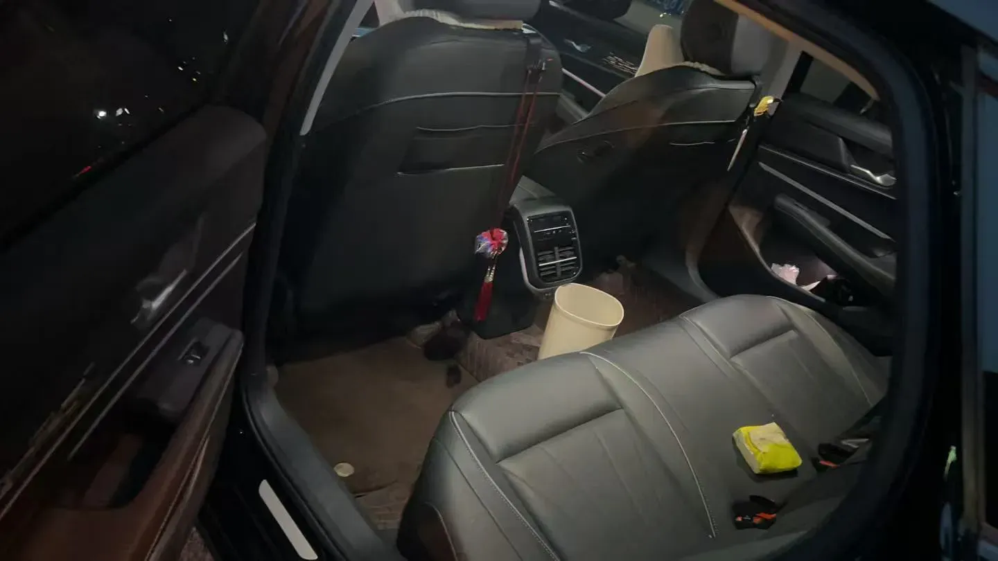 2025 Volkswagen Passat 2.0T 220HP L4 7DCT,autocango,china used car exporter,china ev exporter,chinese used car exporter,chinese used ev exporter