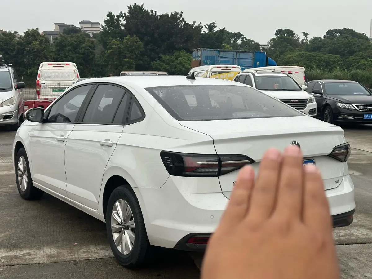 2023 Volkswagen Lavida 1.5L 110HP L4 6AT,autocango,china used car exporter,china ev exporter,chinese used car exporter,chinese used ev exporter