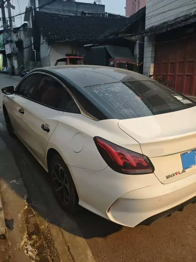 2022 MG 5 1.5L 120HP L4 5MT,autocango,china used car exporter,china ev exporter,chinese used car exporter,chinese used ev exporter