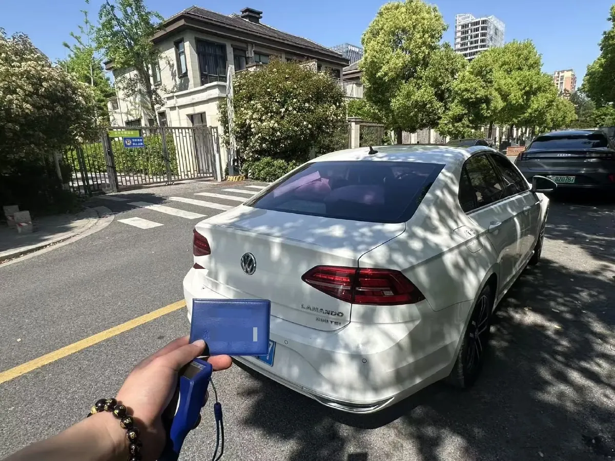 2019 Volkswagen Passat 1.4T 150HP L4 7DCT,autocango,china used car exporter,china ev exporter,chinese used car exporter,chinese used ev exporter