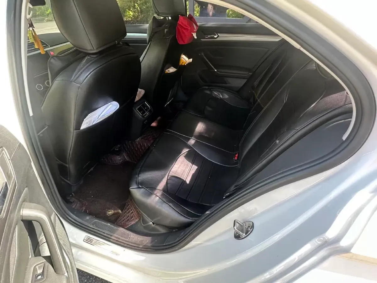 2019 Volkswagen Passat 1.4T 150HP L4 7DCT,autocango,china used car exporter,china ev exporter,chinese used car exporter,chinese used ev exporter