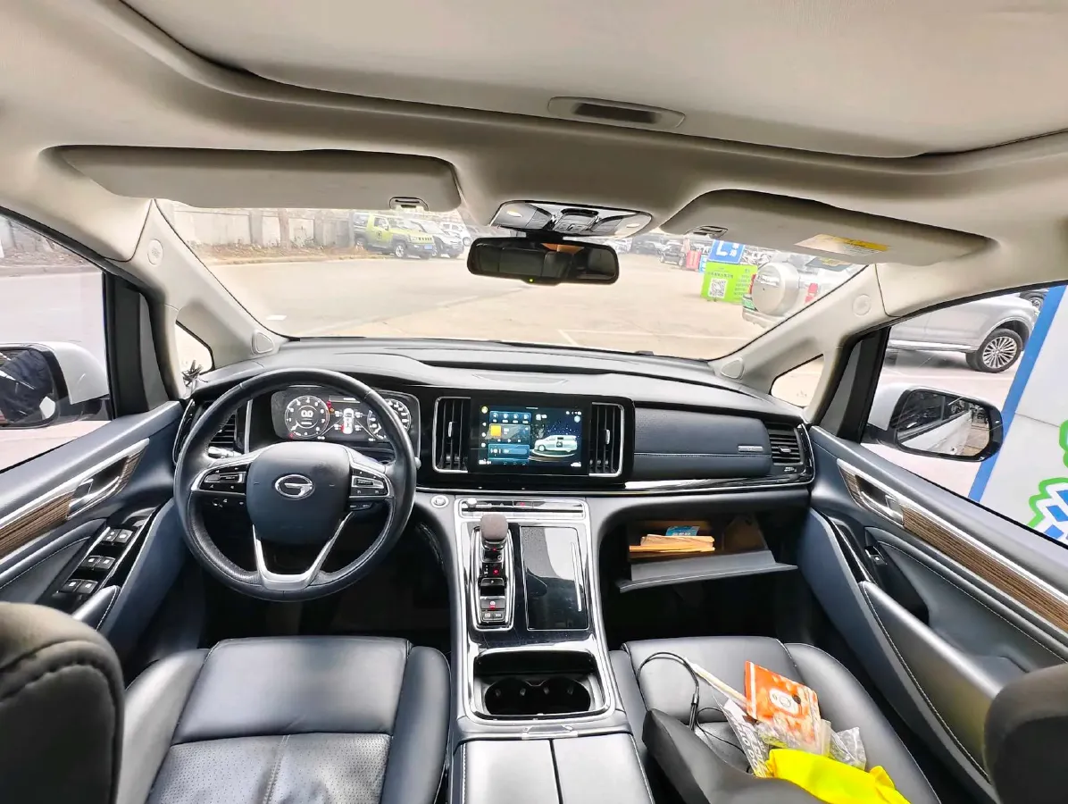 2021 GAC Trumpchi M8 2.0T 252HP L4 8AT,autocango,china used car exporter,china ev exporter,chinese used car exporter,chinese used ev exporter