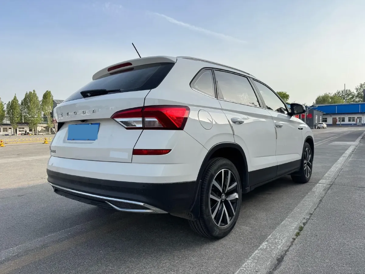 2020 Skoda Kamiq 1.5L 112HP L4 6AT,autocango,china used car exporter,china ev exporter,chinese used car exporter,chinese used ev exporter