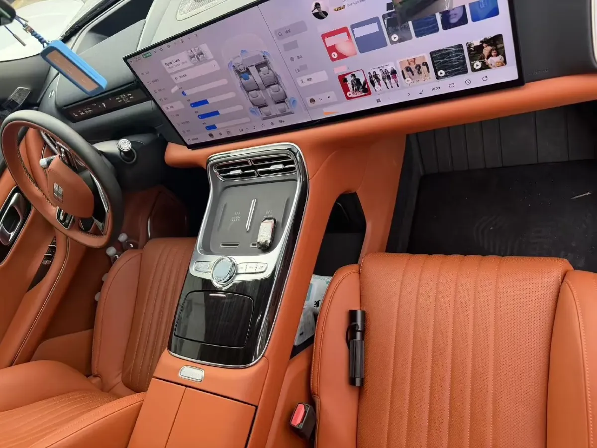 2025 Geely Galaxy M9 1.5T 163HP L4 3DHT PHEV,autocango,china used car exporter,china ev exporter,chinese used car exporter,chinese used ev exporter