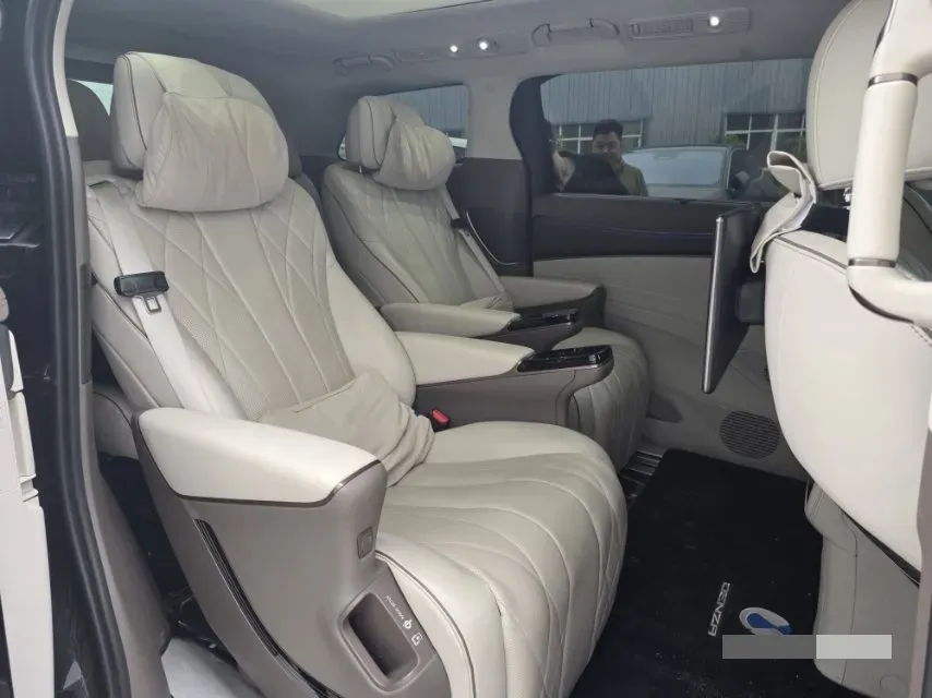 2022 Honda Odyssey 2.0L 146HP L4 E-CVT Hybrid,autocango,china used car exporter,china ev exporter,chinese used car exporter,chinese used ev exporter