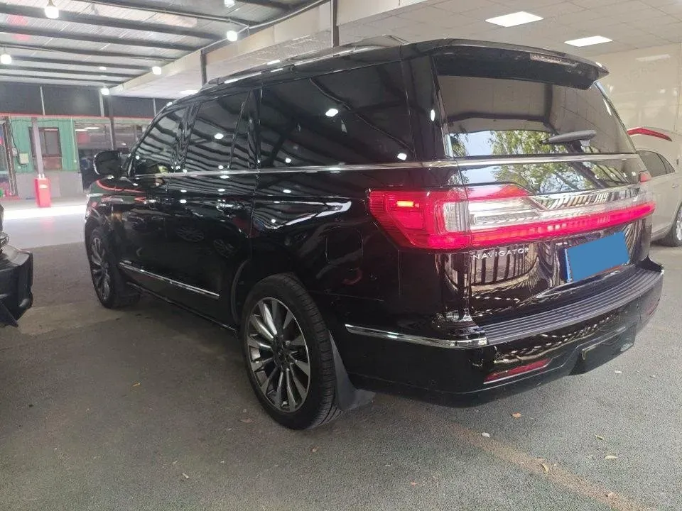 2018 Lincoln Navigator 3.5T 415HP V6 10AT,autocango,china used car exporter,china ev exporter,chinese used car exporter,chinese used ev exporter