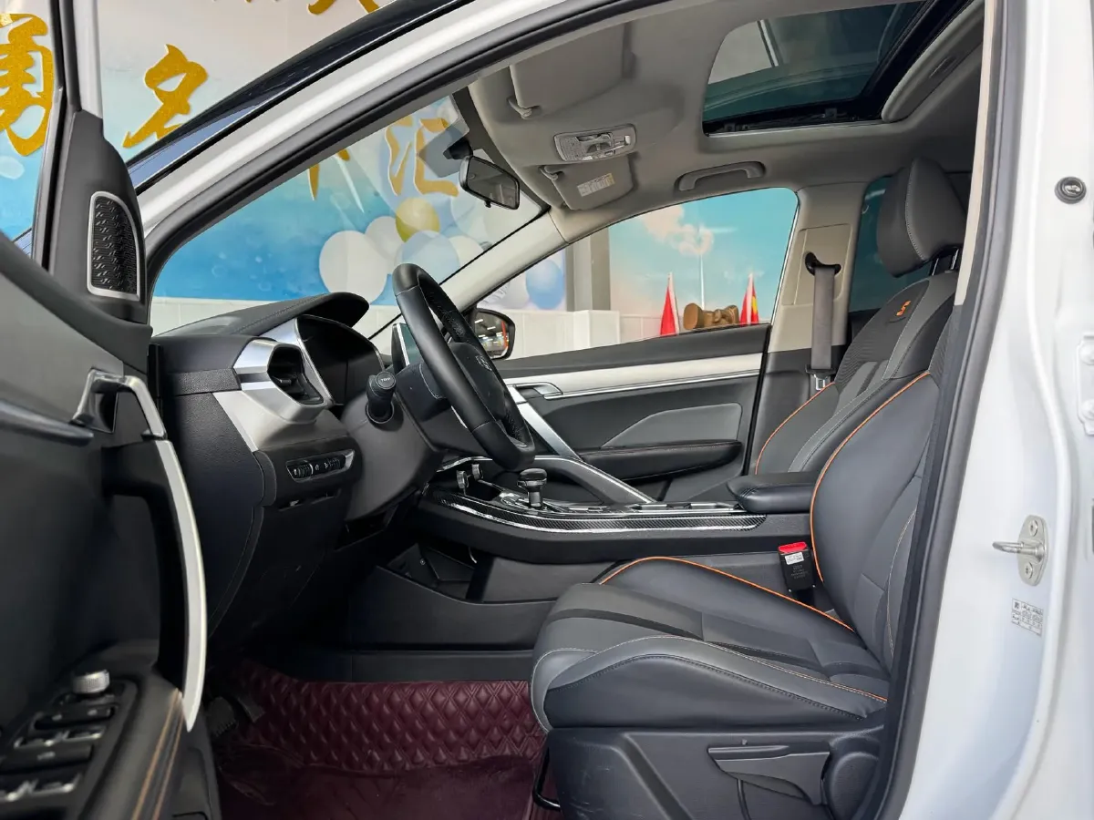 2023 Geely Coolray 1.5T 181HP L4 7DCT,autocango,china used car exporter,china ev exporter,chinese used car exporter,chinese used ev exporter