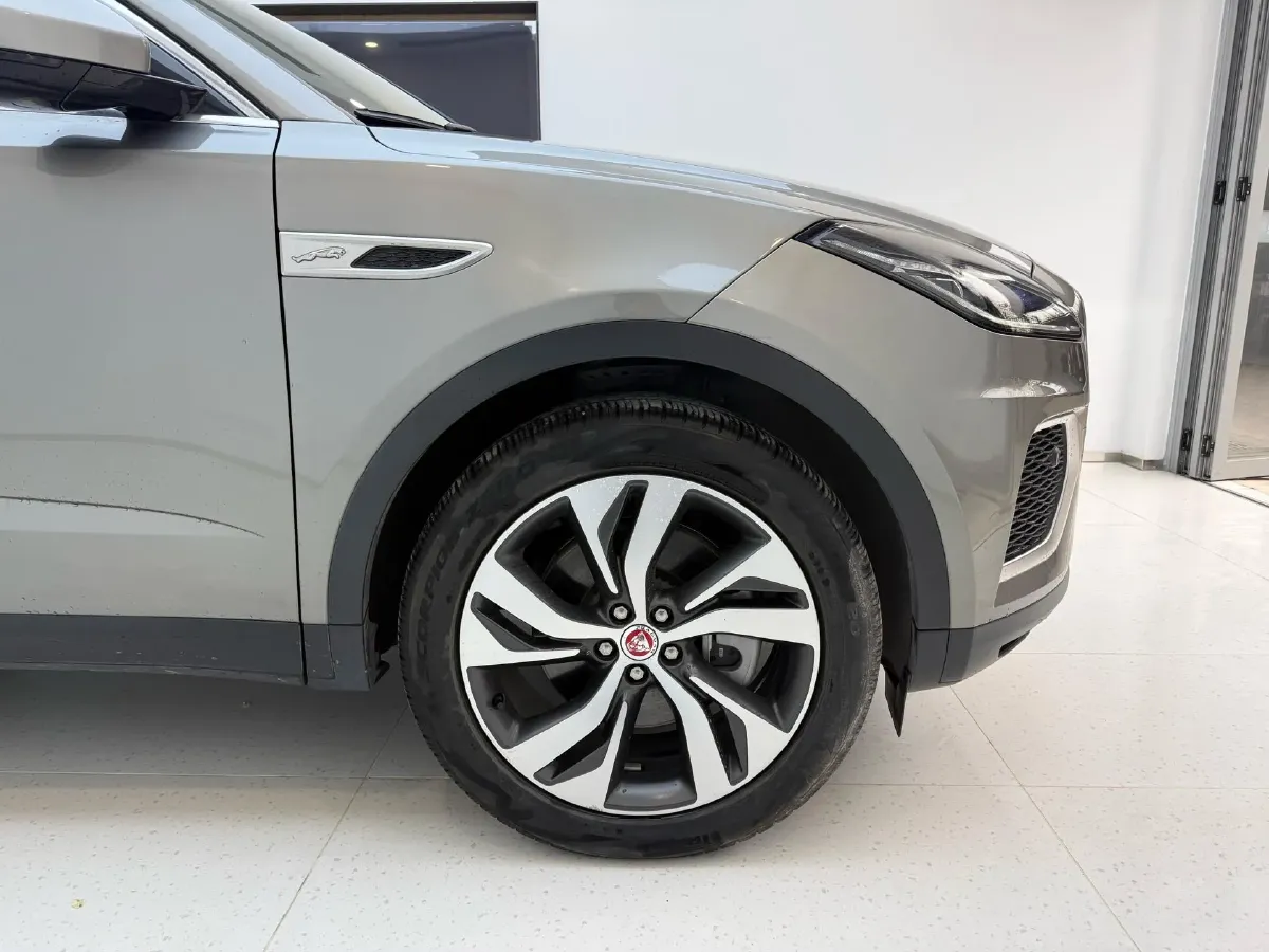 2024 Jaguar E-PACE 1.5T 200HP L3 8AT,autocango,china used car exporter,china ev exporter,chinese used car exporter,chinese used ev exporter