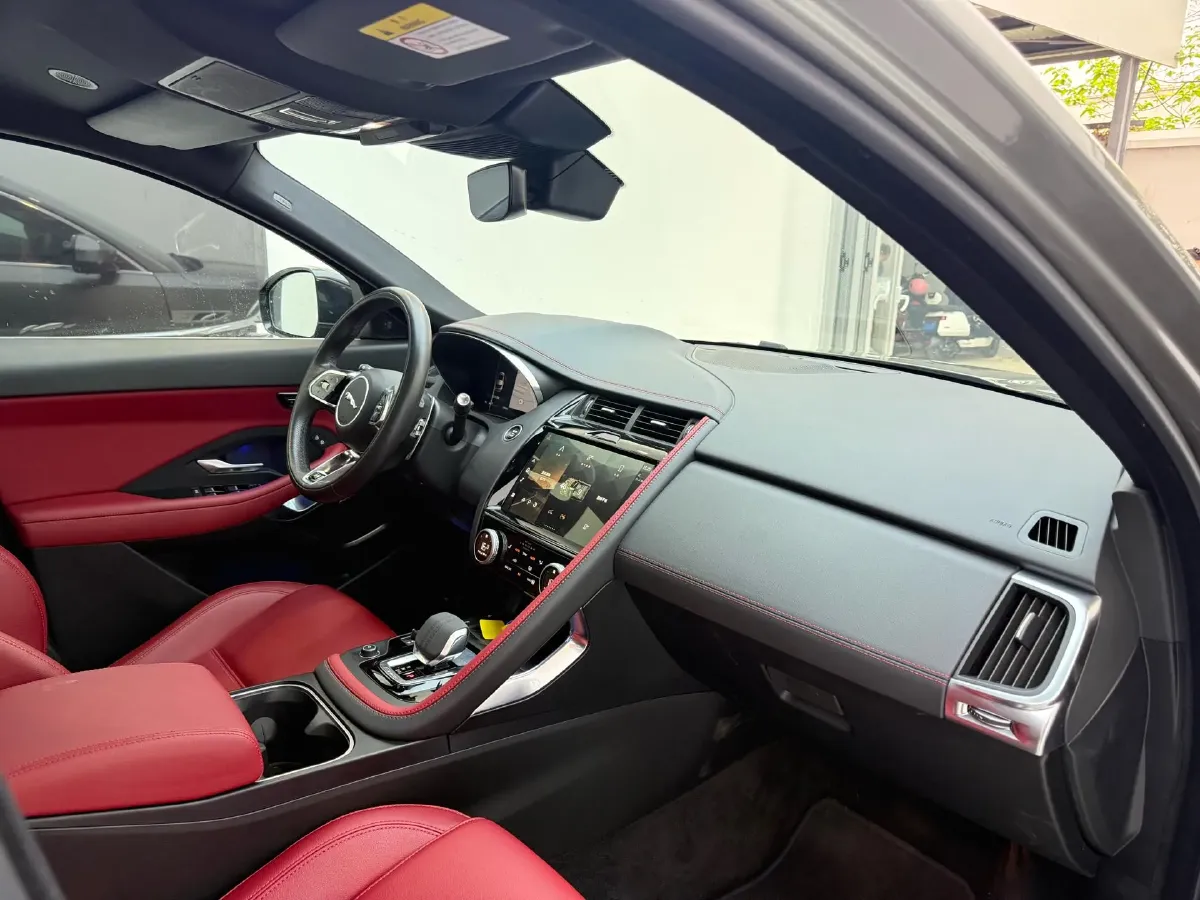 2024 Jaguar E-PACE 1.5T 200HP L3 8AT,autocango,china used car exporter,china ev exporter,chinese used car exporter,chinese used ev exporter