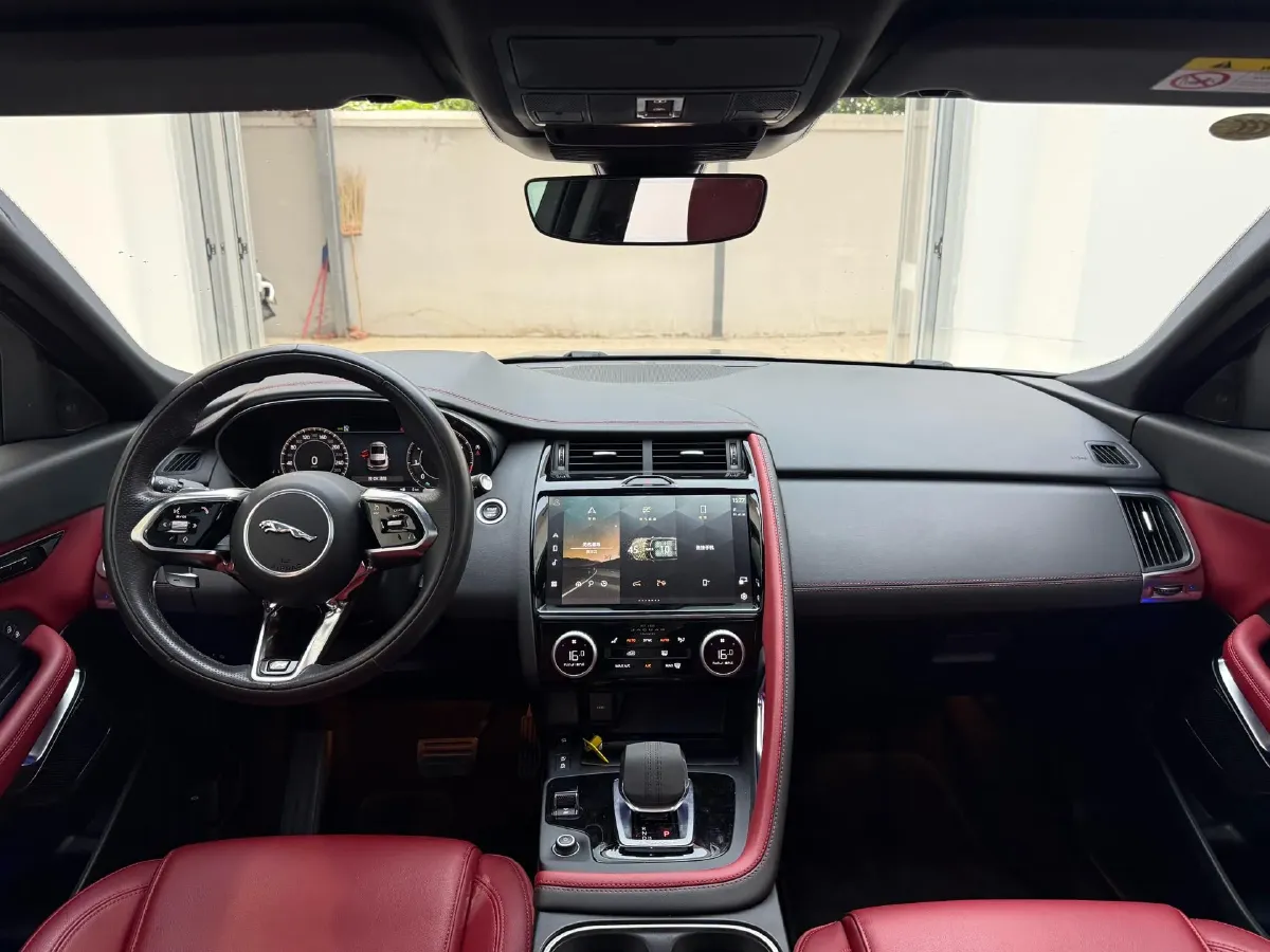 2024 Jaguar E-PACE 1.5T 200HP L3 8AT,autocango,china used car exporter,china ev exporter,chinese used car exporter,chinese used ev exporter