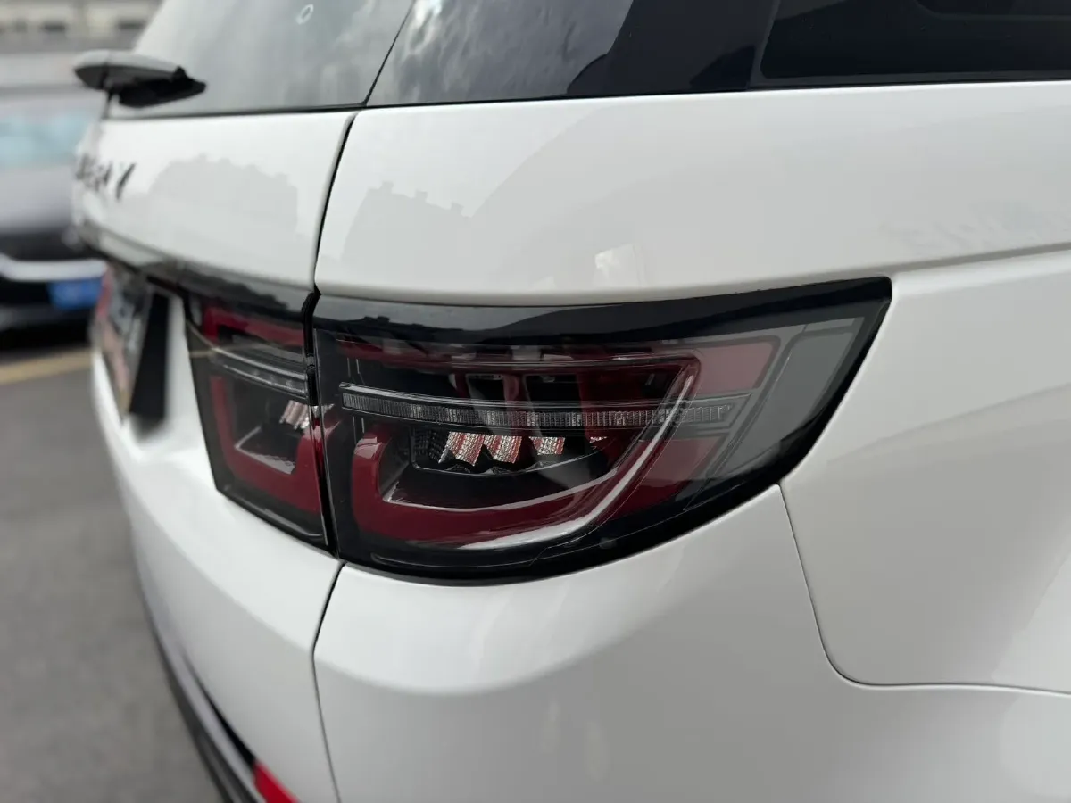 2023 Land Rover Discovery Sport 2.0T 249HP L4 9AT,autocango,china used car exporter,china ev exporter,chinese used car exporter,chinese used ev exporter