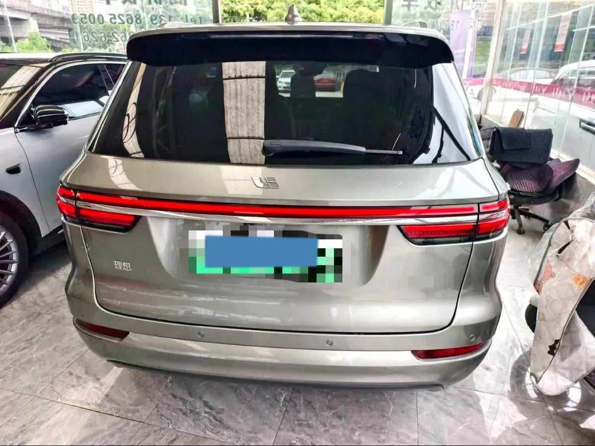 2021 Li ONE Range Extended 131HP REEV 40.5KWH,autocango,china used car exporter,china ev exporter,chinese used car exporter,chinese used ev exporter