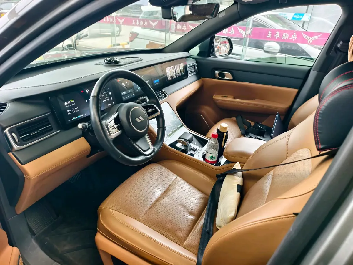 2021 Li ONE Range Extended 131HP REEV 40.5KWH,autocango,china used car exporter,china ev exporter,chinese used car exporter,chinese used ev exporter