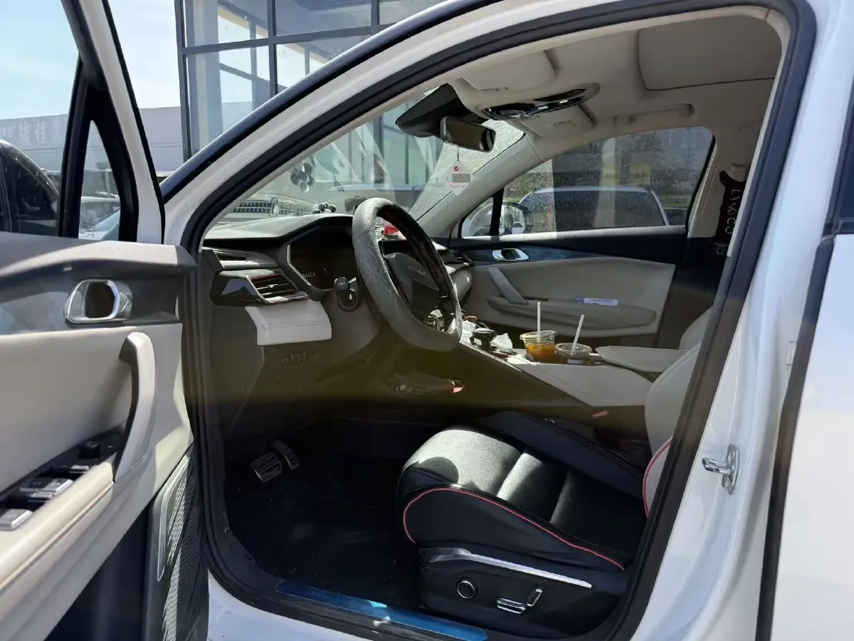 2020 LYNK&CO 06 1.5T 177HP L3 7DCT,autocango,china used car exporter,china ev exporter,chinese used car exporter,chinese used ev exporter