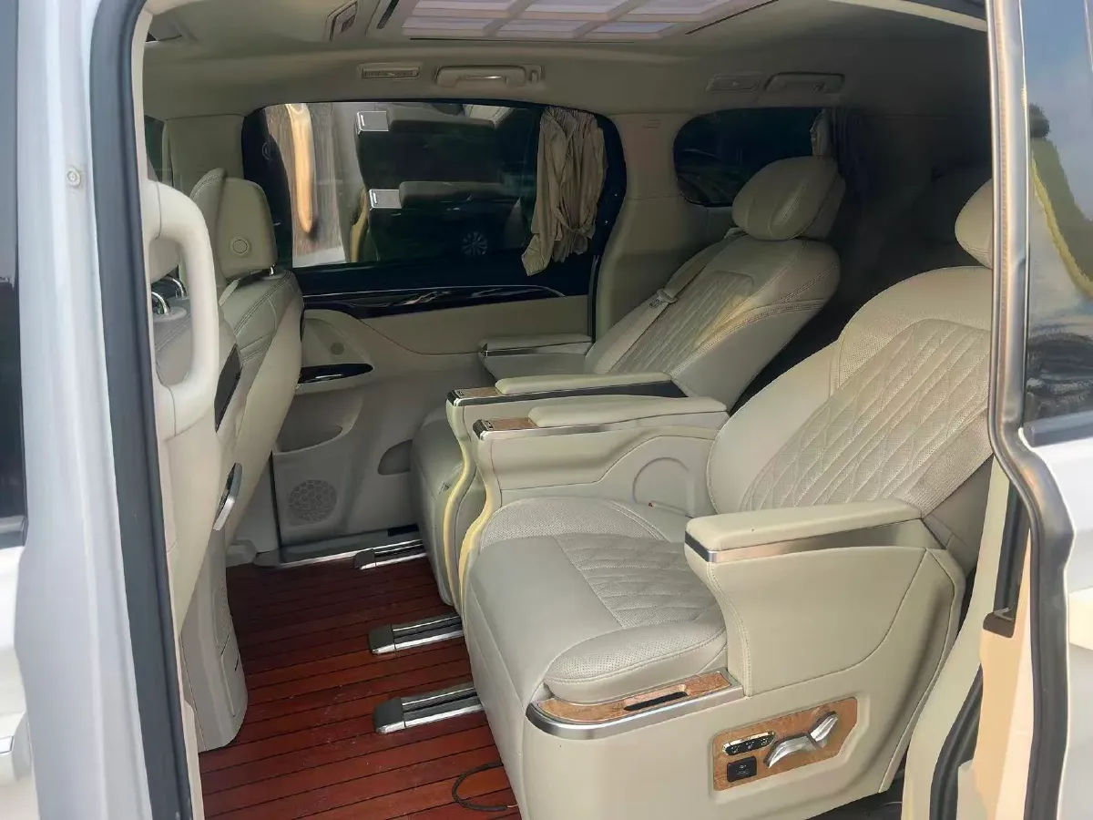 2018 Buick GL8 2.0T 260HP L4 6AT,autocango,china used car exporter,china ev exporter,chinese used car exporter,chinese used ev exporter