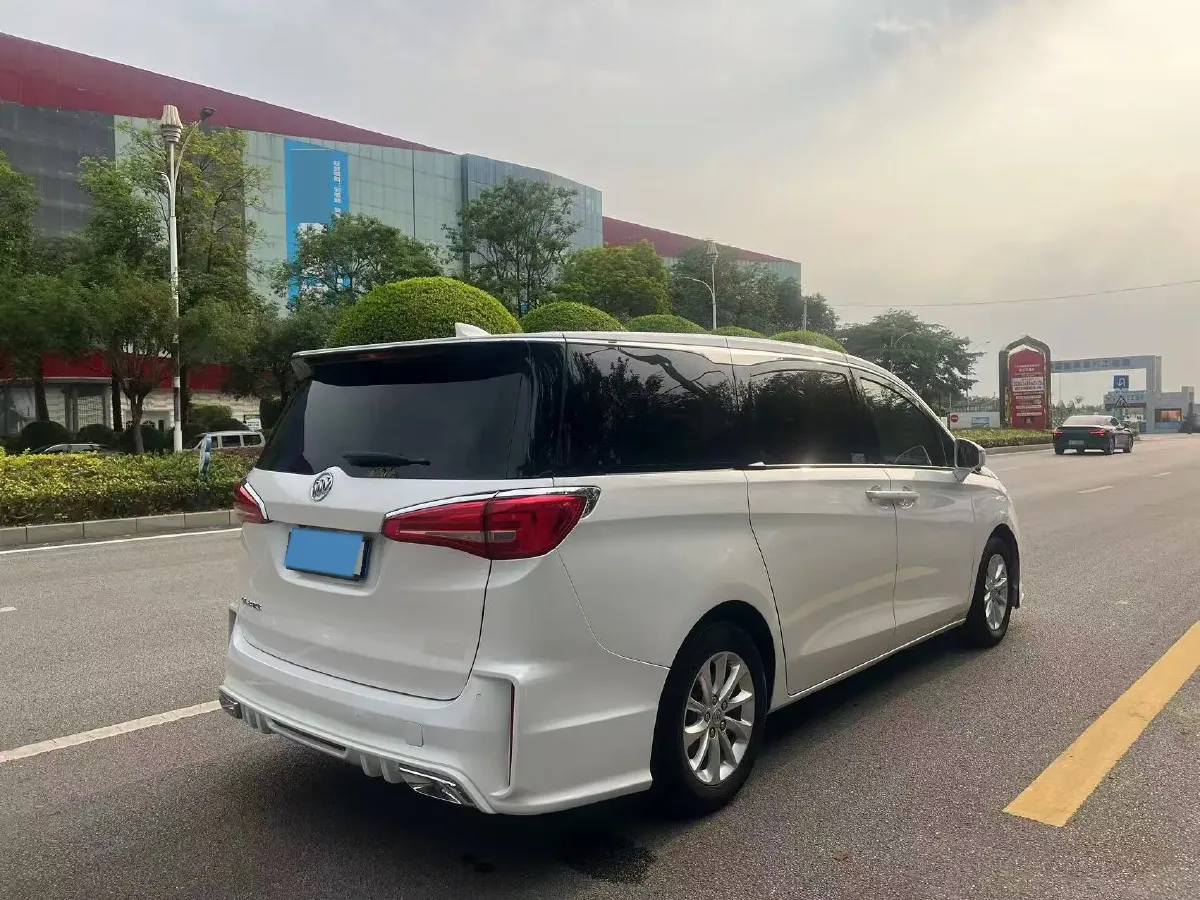 2018 Buick GL8 2.0T 260HP L4 6AT,autocango,china used car exporter,china ev exporter,chinese used car exporter,chinese used ev exporter