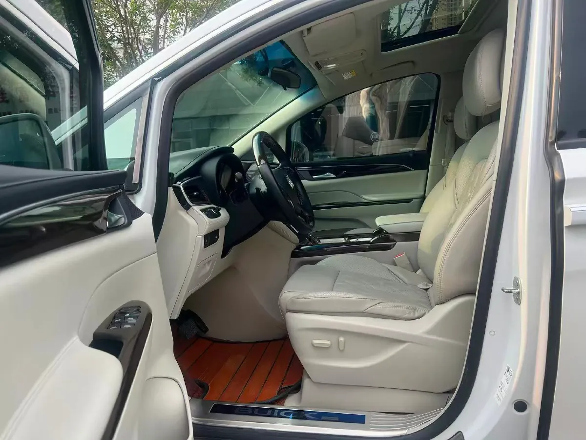 2018 Buick GL8 2.0T 260HP L4 6AT,autocango,china used car exporter,china ev exporter,chinese used car exporter,chinese used ev exporter