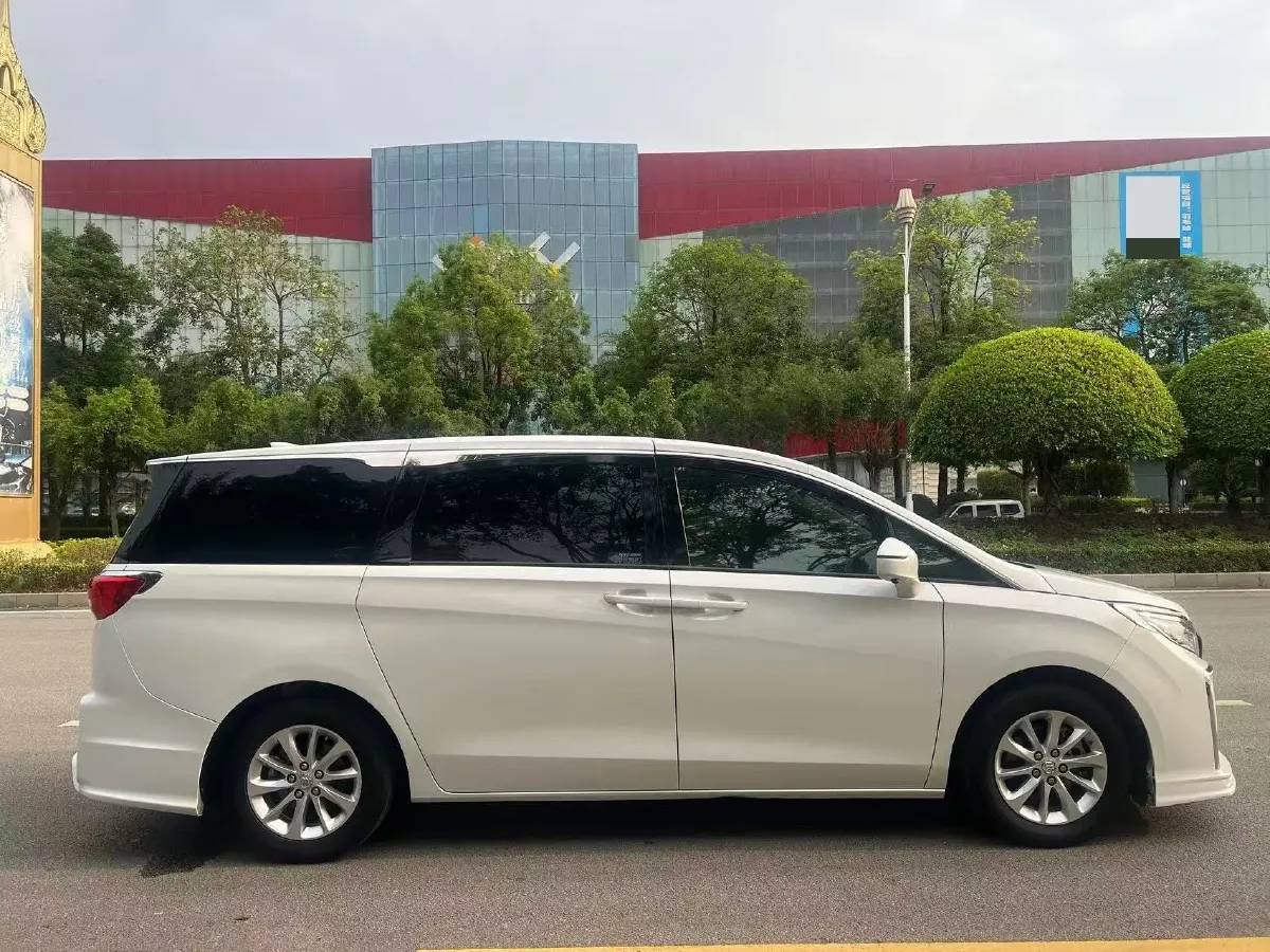2018 Buick GL8 2.0T 260HP L4 6AT,autocango,china used car exporter,china ev exporter,chinese used car exporter,chinese used ev exporter