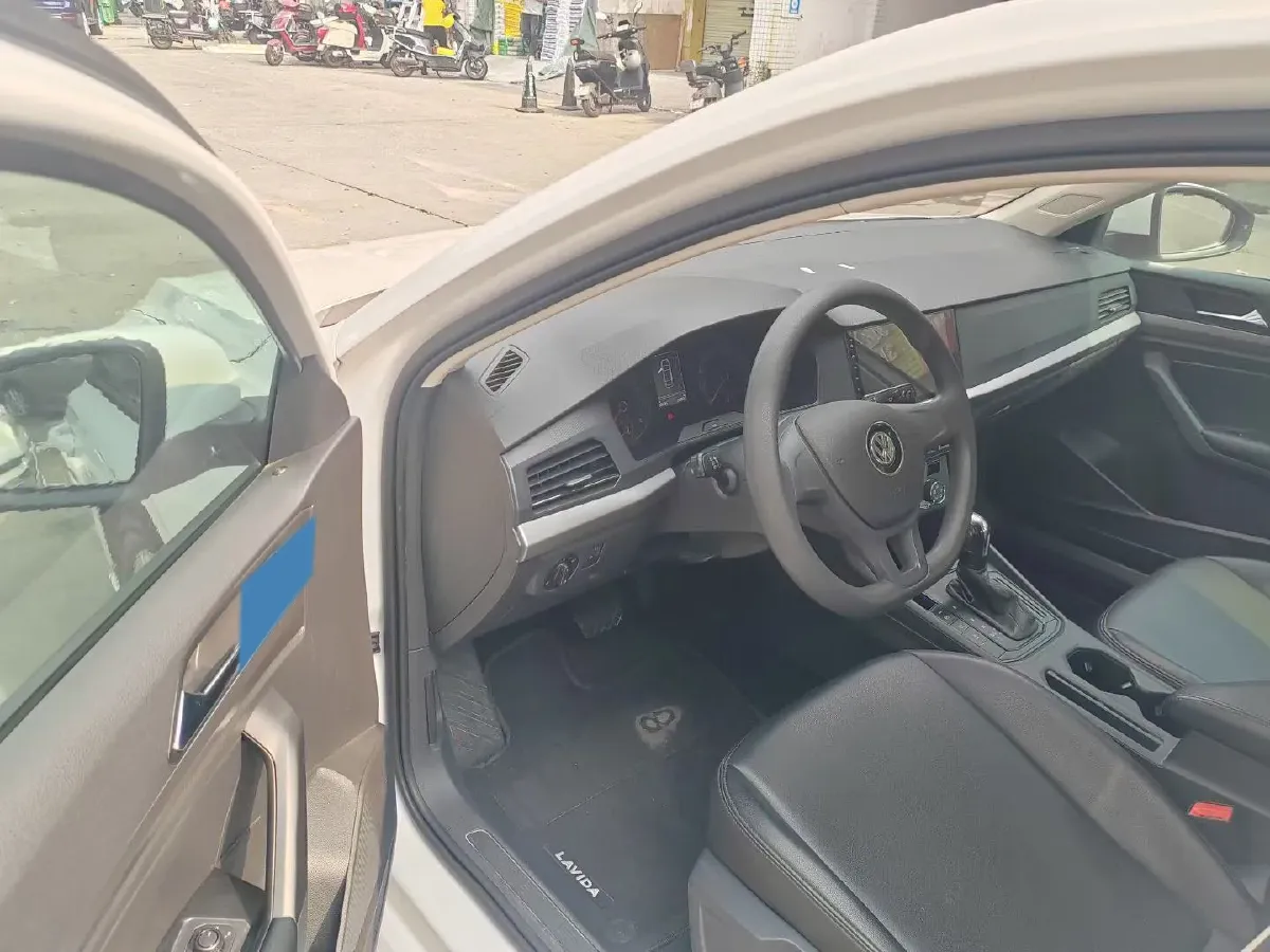 2019 Volkswagen Lavida 1.5L 113HP L4 6AT,autocango,china used car exporter,china ev exporter,chinese used car exporter,chinese used ev exporter