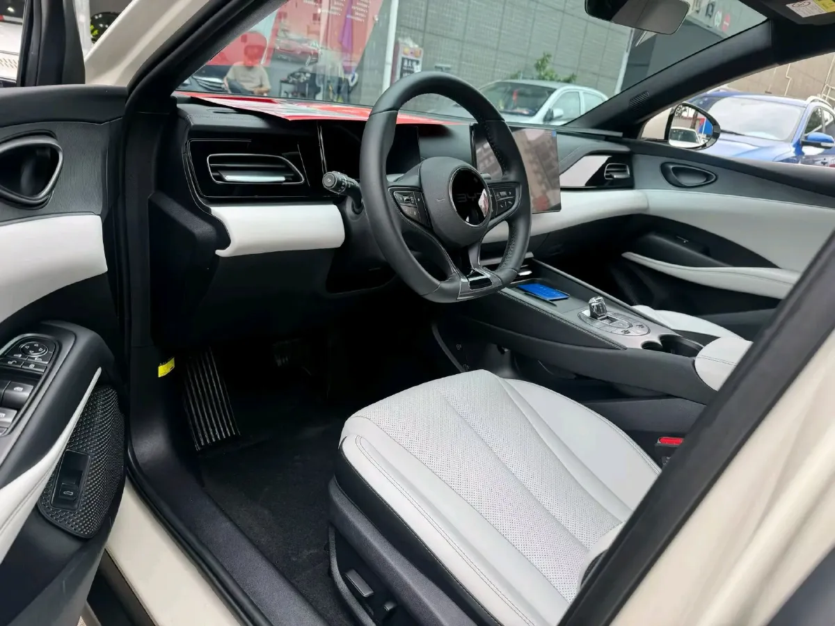 2024 BYD Seal06 1.5L 101HP L4 E-CVT PHEV 10.08KWH,autocango,china used car exporter,china ev exporter,chinese used car exporter,chinese used ev exporter