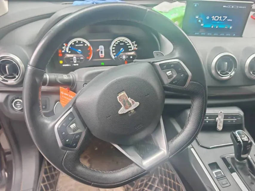 2017 WEY VV7 2.0T 234HP L4 7DCT,autocango,china used car exporter,china ev exporter,chinese used car exporter,chinese used ev exporter