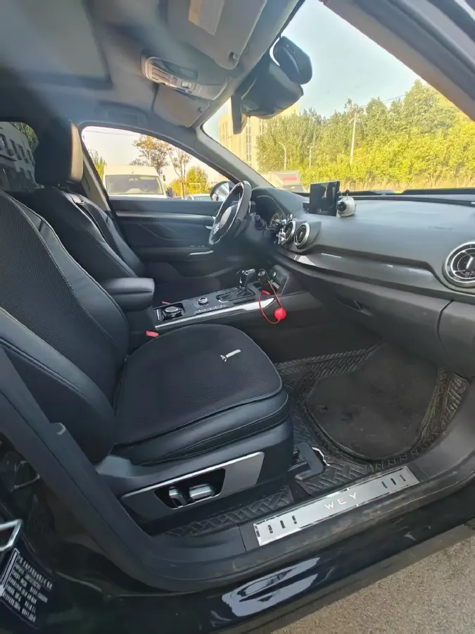 2017 WEY VV7 2.0T 234HP L4 7DCT,autocango,china used car exporter,china ev exporter,chinese used car exporter,chinese used ev exporter