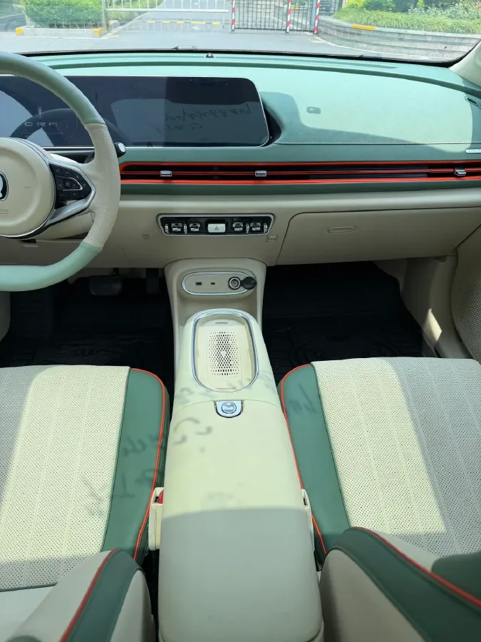 2022 Ora FunkyCat BEV 47.8KWH,autocango,china used car exporter,china ev exporter,chinese used car exporter,chinese used ev exporter