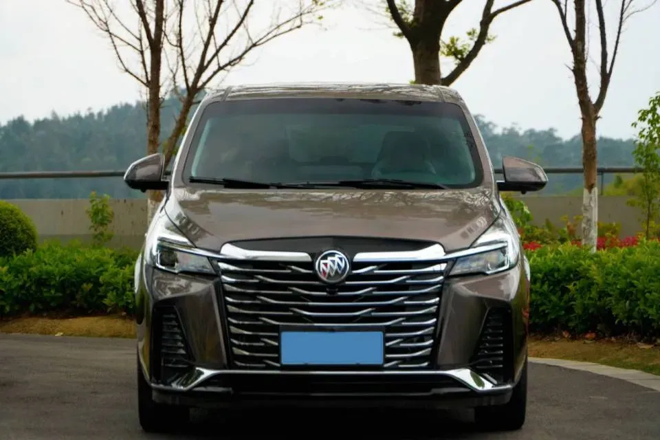 2023 Buick GL8 2.0T 237HP L4 9AT,autocango,china used car exporter,china ev exporter,chinese used car exporter,chinese used ev exporter